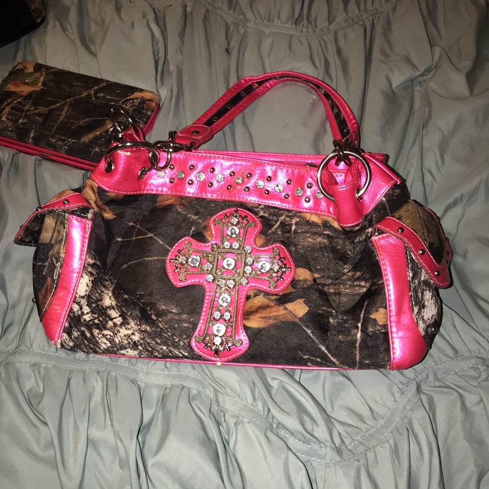 Camo and pink cross purse and wallet.
